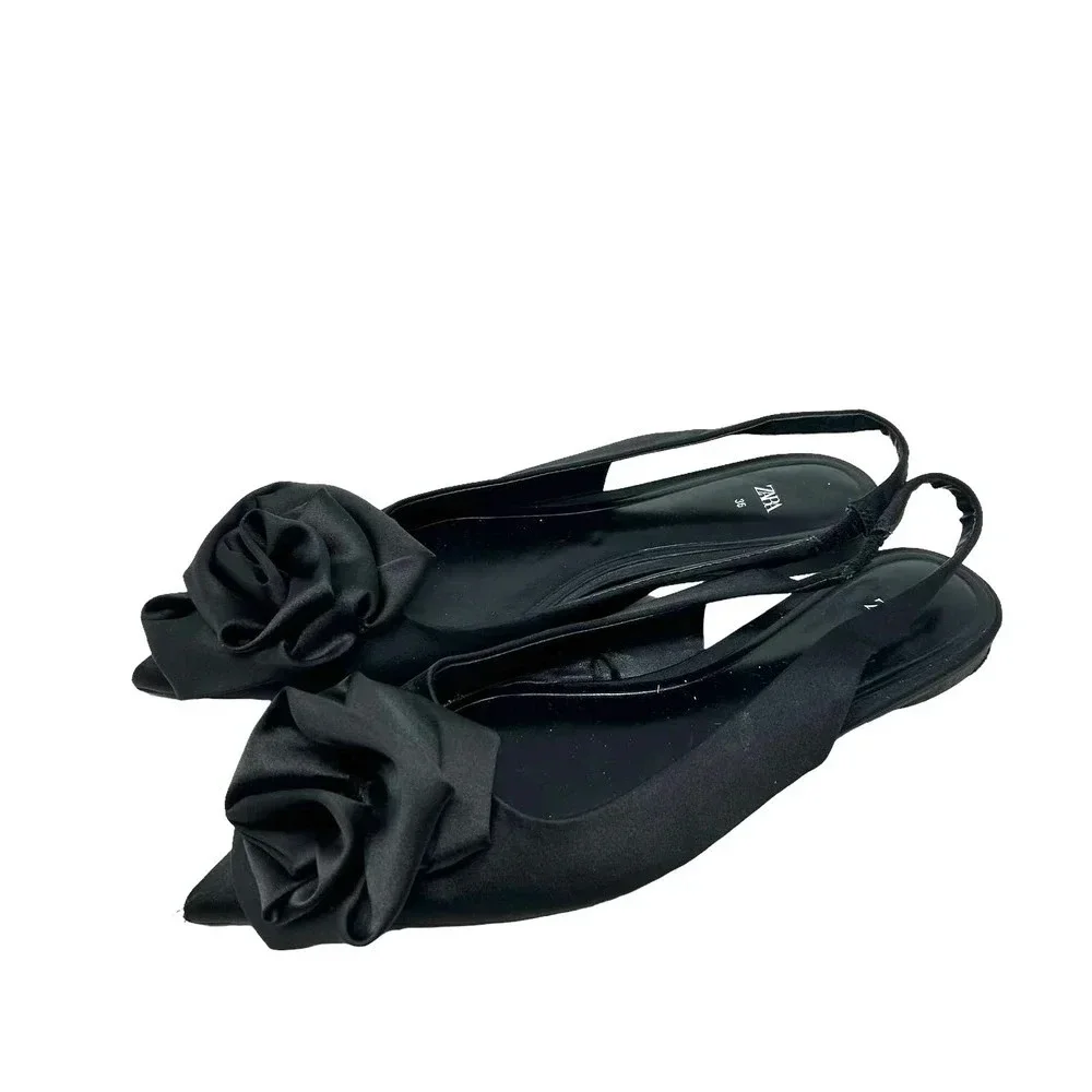 Zara Straple Flat Shoes with Flowers Black Satin Rosette Size 36 US 5‎